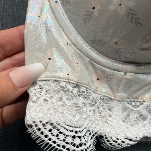 Victoria’s Secret Dream Angeles Lined Demi Bra 32DD - Picture 3 of 5